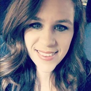 Meet your Posher, Stefani